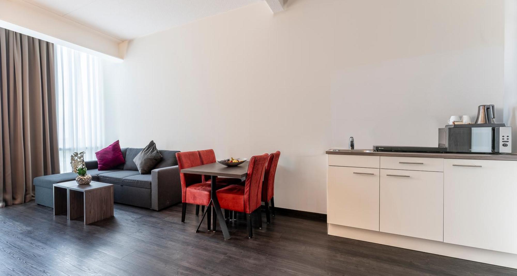 Plaza Premium Almere Exterior foto