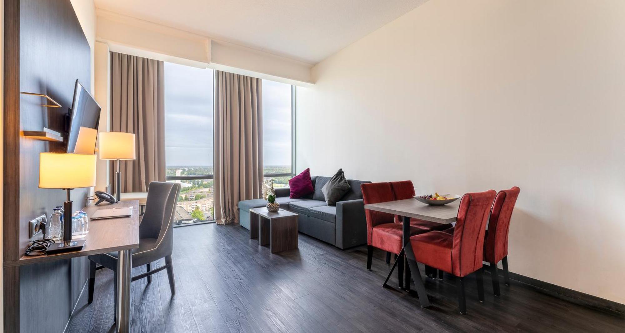 Plaza Premium Almere Exterior foto