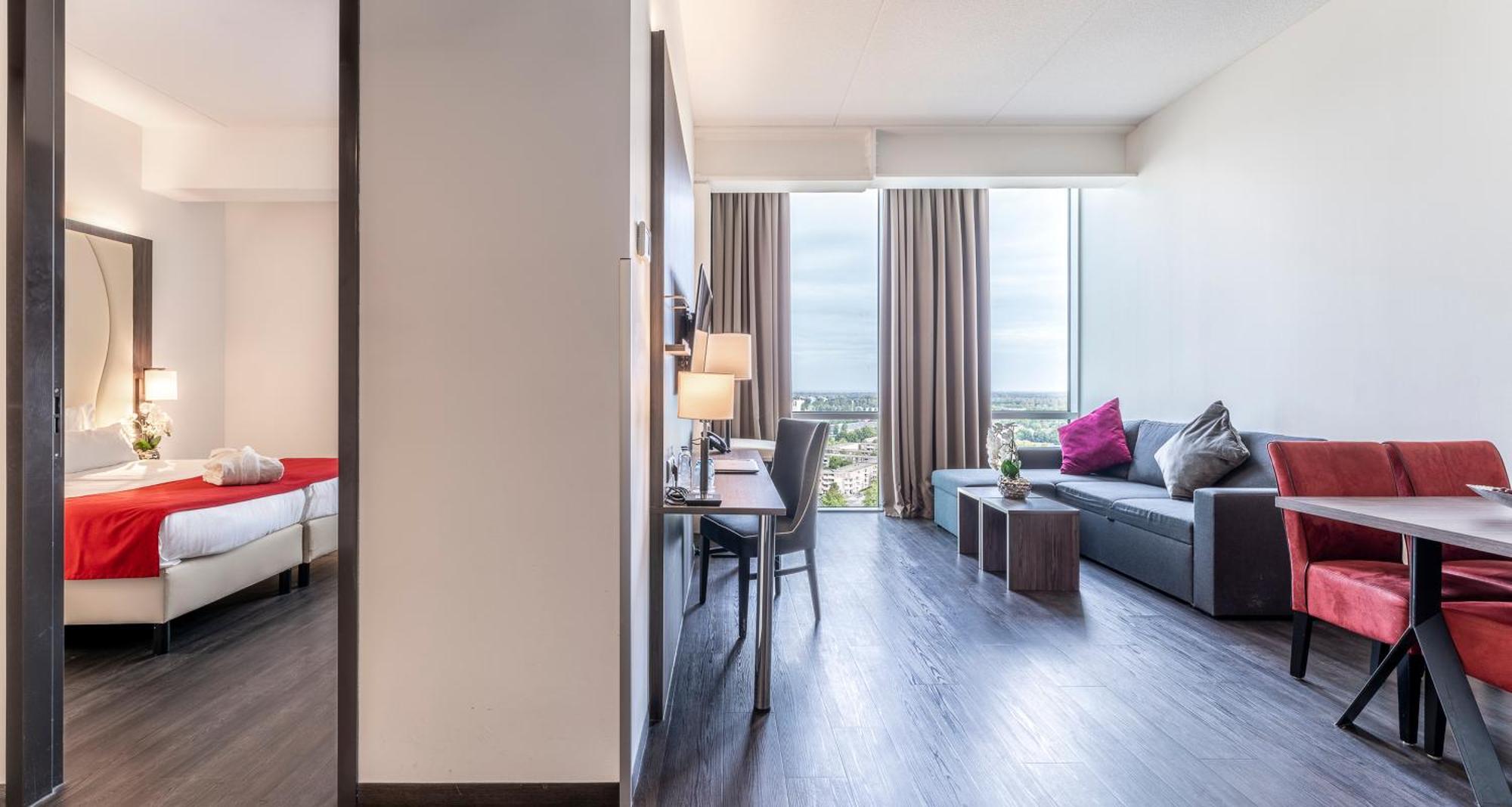 Plaza Premium Almere Exterior foto