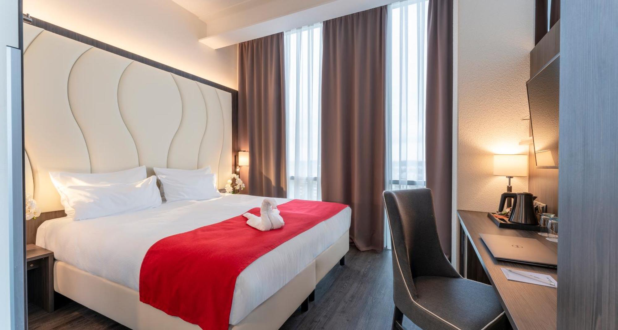 Plaza Premium Almere Exterior foto