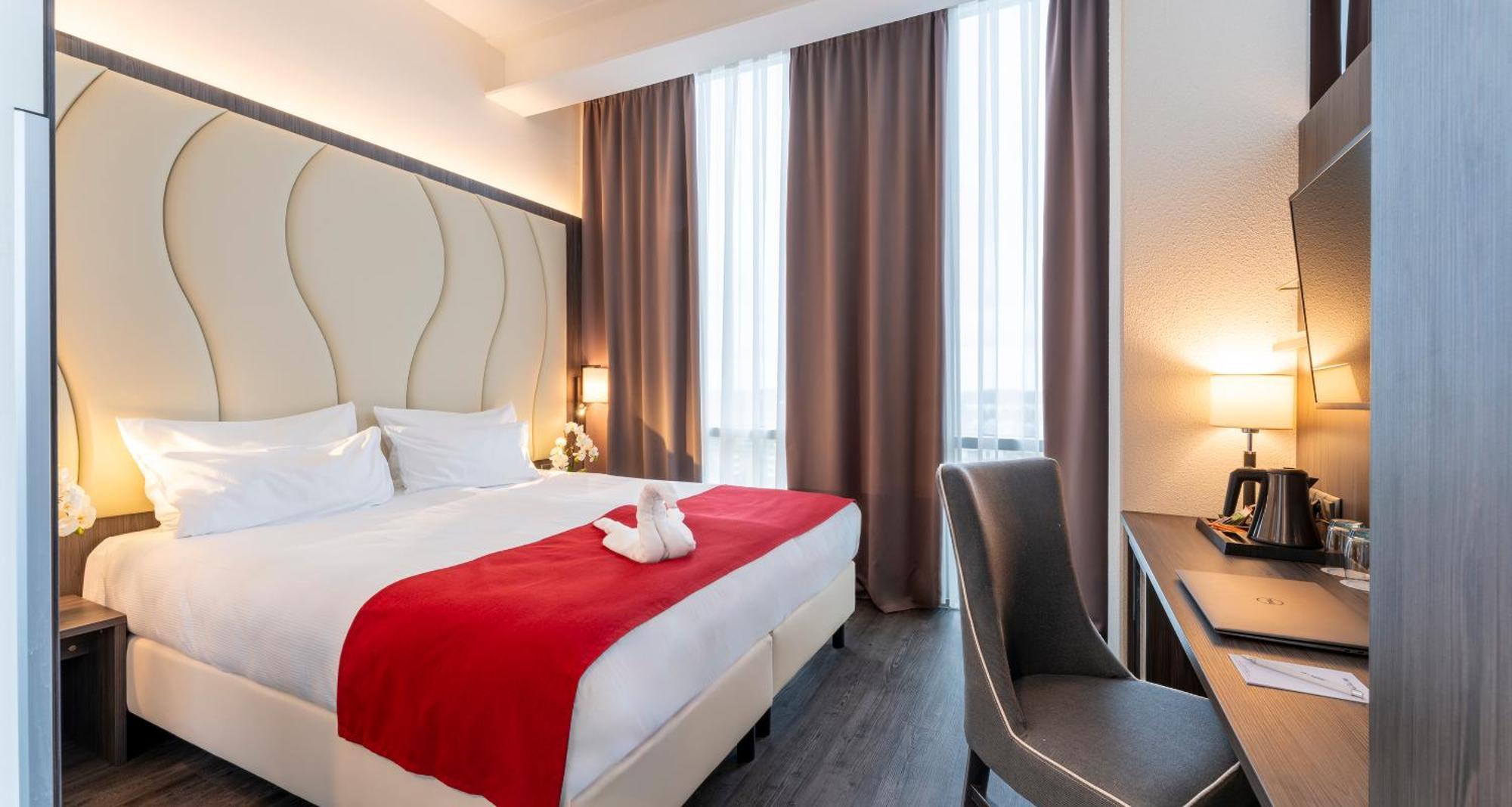 Plaza Premium Almere Exterior foto