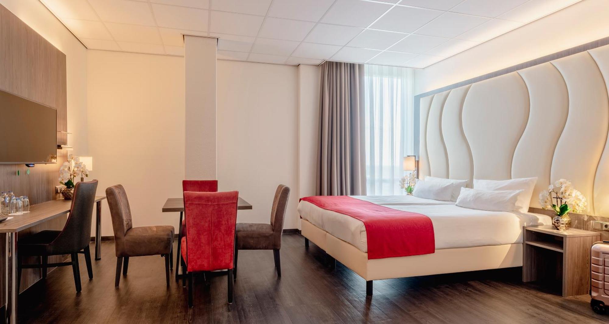 Plaza Premium Almere Exterior foto