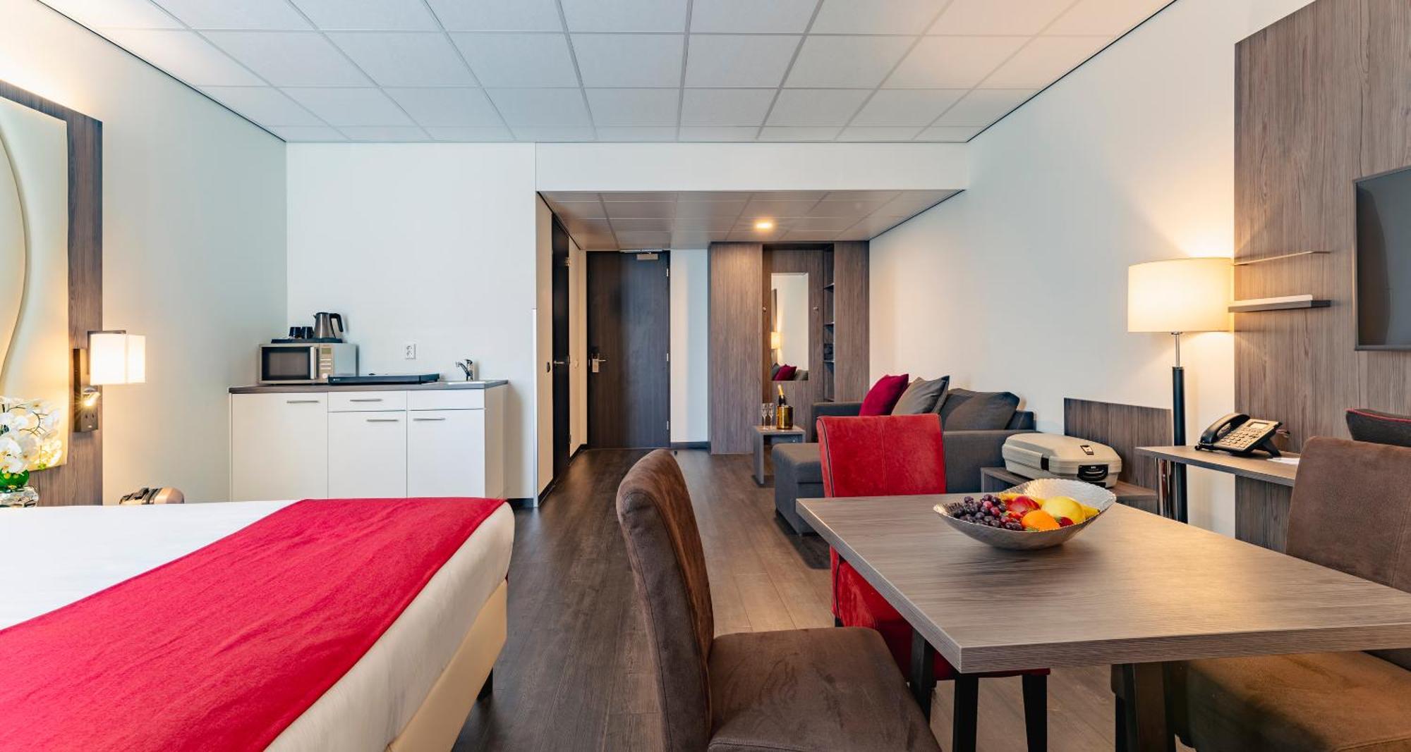 Plaza Premium Almere Exterior foto