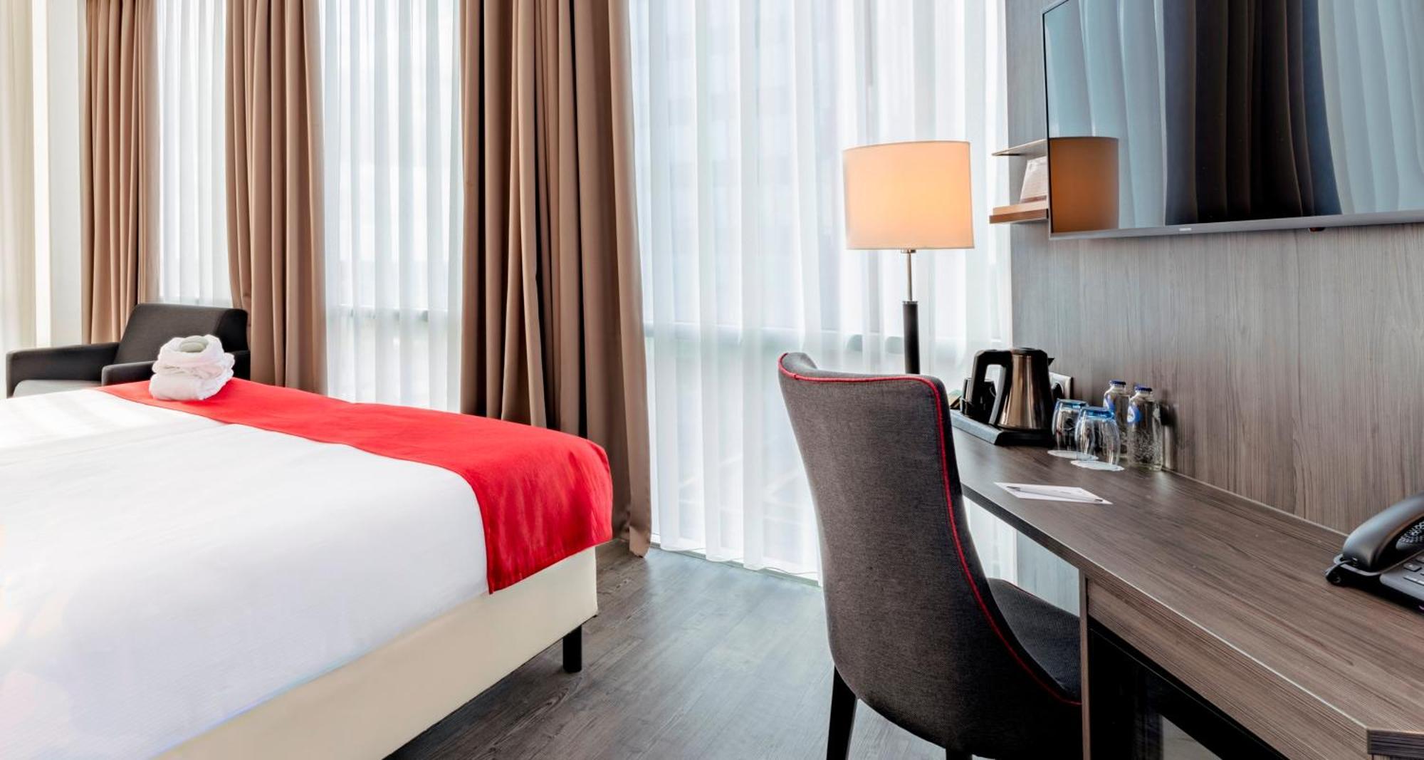 Plaza Premium Almere Exterior foto